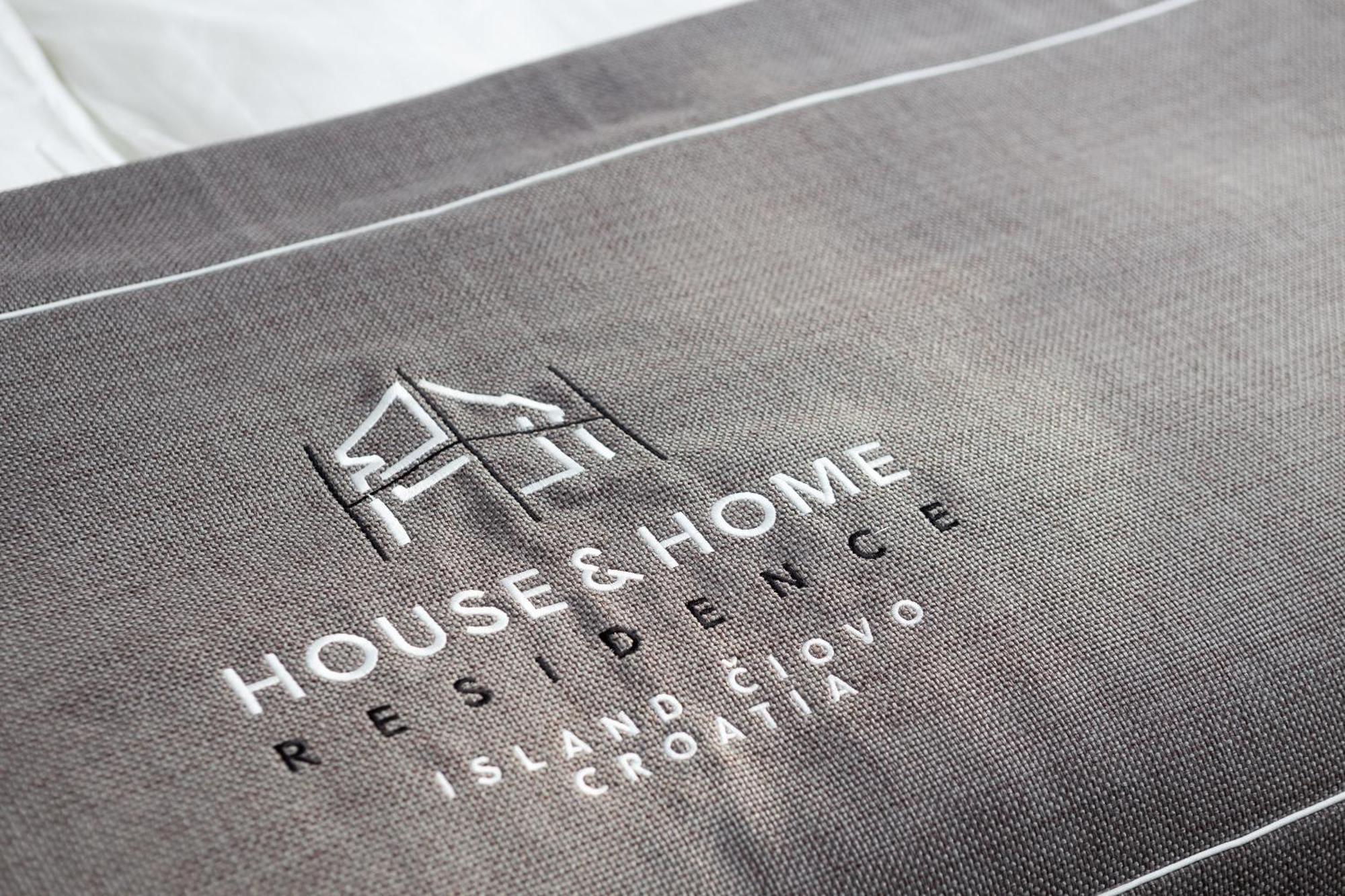 House & Home Slatine Kültér fotó